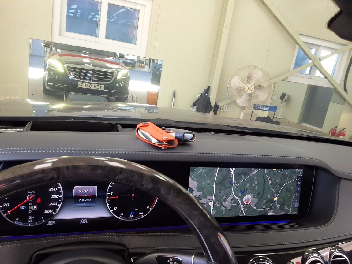 MERCEDES-BENZ S-CLASS (6TH GEN) S400L d 4MATIC 2018 - zdjęcie 25