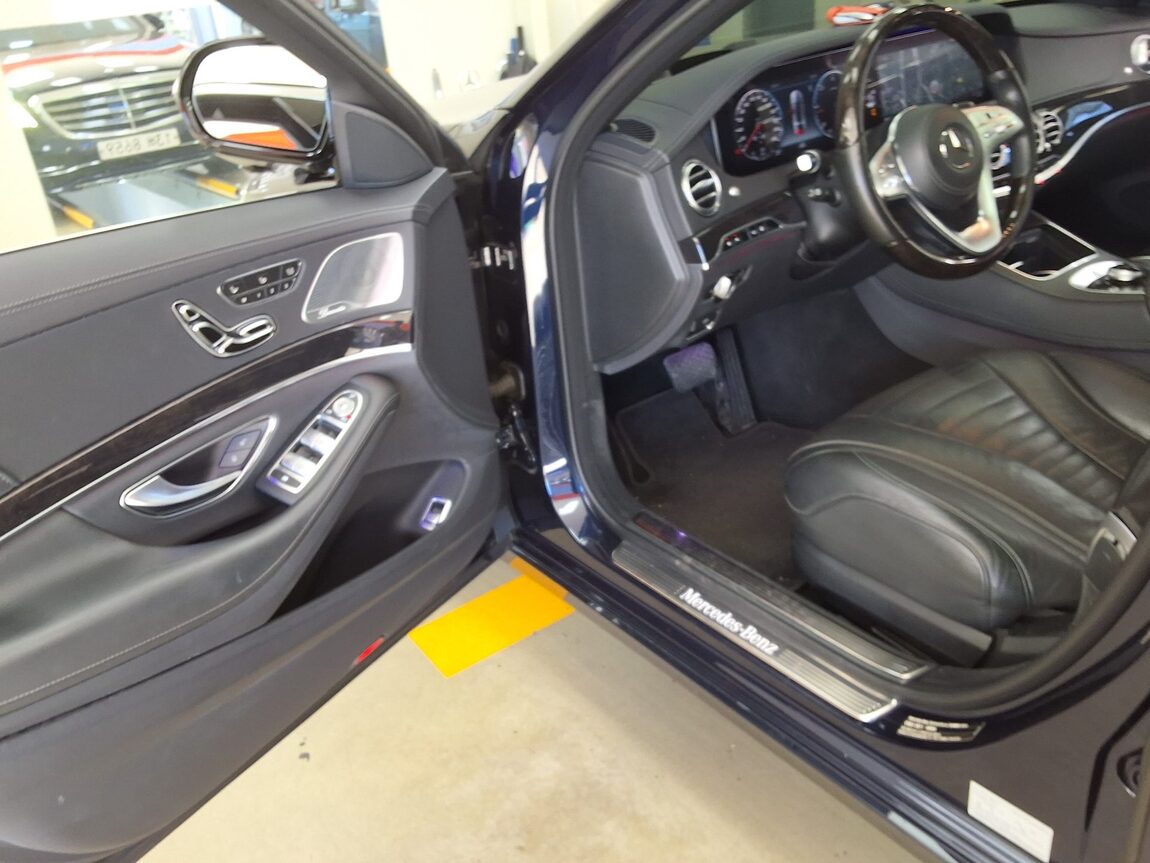 MERCEDES-BENZ S-CLASS (6TH GEN) S400L d 4MATIC 2018 - zdjęcie 11
