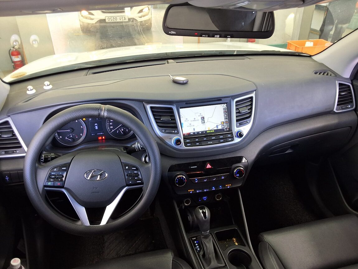 HYUNDAI ALL NEW TUCSON DIESEL 1.7 2WD STYLE 2016 - zdjęcie 11