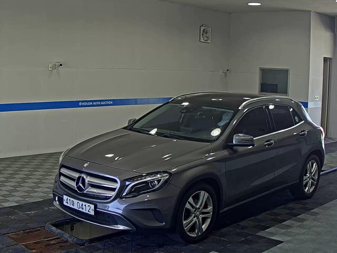 MERCEDES-BENZ GLA-CLASS GLA 200 d 2016 - zdjęcie 2