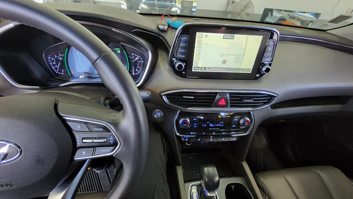 HYUNDAI SANTA FE (TM) R2.0 2WD EXCLUSIVE SPECIAL 2019 - zdjęcie 17