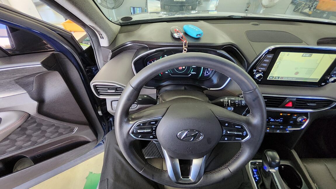 HYUNDAI SANTA FE (TM) R2.0 2WD EXCLUSIVE SPECIAL 2019 - zdjęcie 19