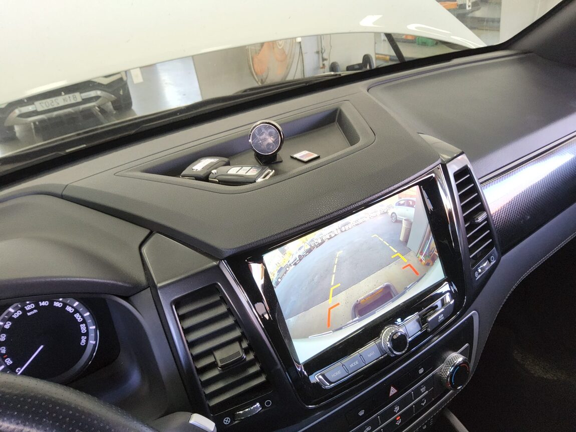 KG MOBILITY (SSANGYONG) REXTON SPORTS 2.2 4WD PRESTIGE SPECIAL 2021 - zdjęcie 17