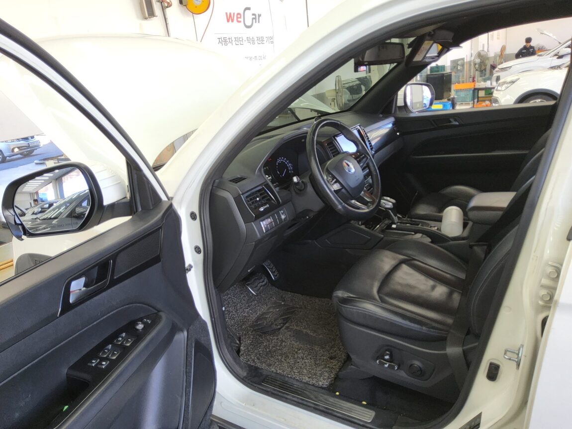 KG MOBILITY (SSANGYONG) REXTON SPORTS 2.2 4WD PRESTIGE SPECIAL 2021 - zdjęcie 10
