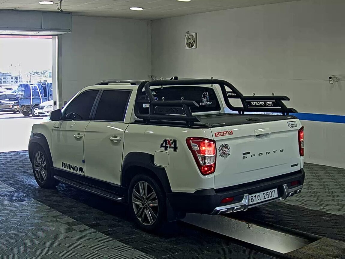 KG MOBILITY (SSANGYONG) REXTON SPORTS 2.2 4WD PRESTIGE SPECIAL 2021 - zdjęcie 6