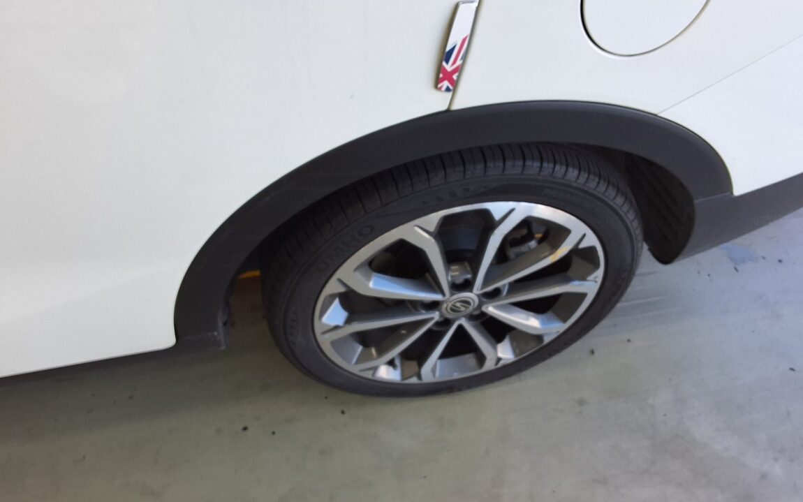 KG MOBILITY (SSANGYONG) TIVOLI AIR GASOLINE 2WD RX 2017 - zdjęcie 25