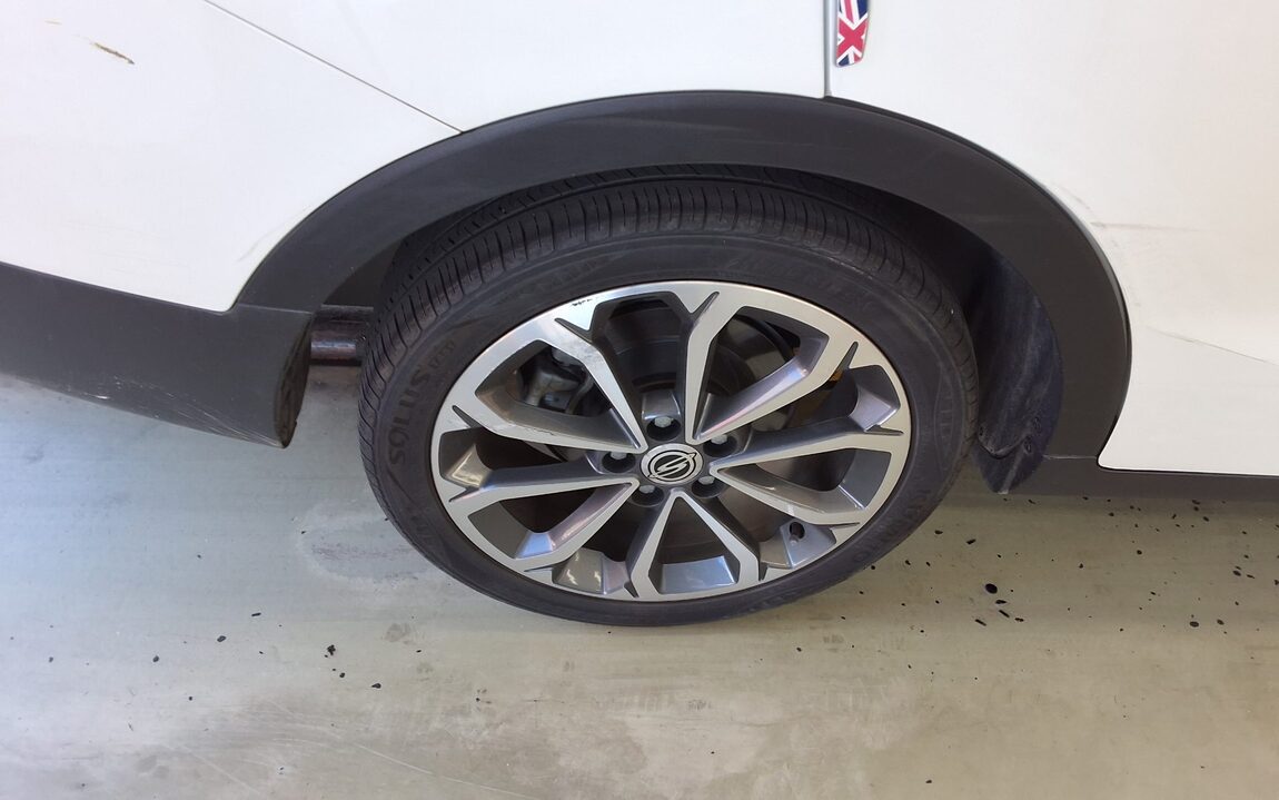 KG MOBILITY (SSANGYONG) TIVOLI AIR GASOLINE 2WD RX 2017 - zdjęcie 27