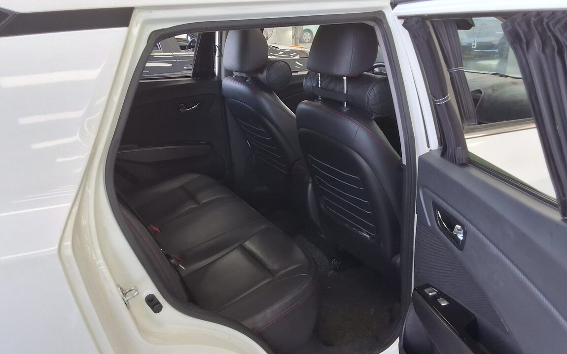 KG MOBILITY (SSANGYONG) TIVOLI AIR GASOLINE 2WD RX 2017 - zdjęcie 13