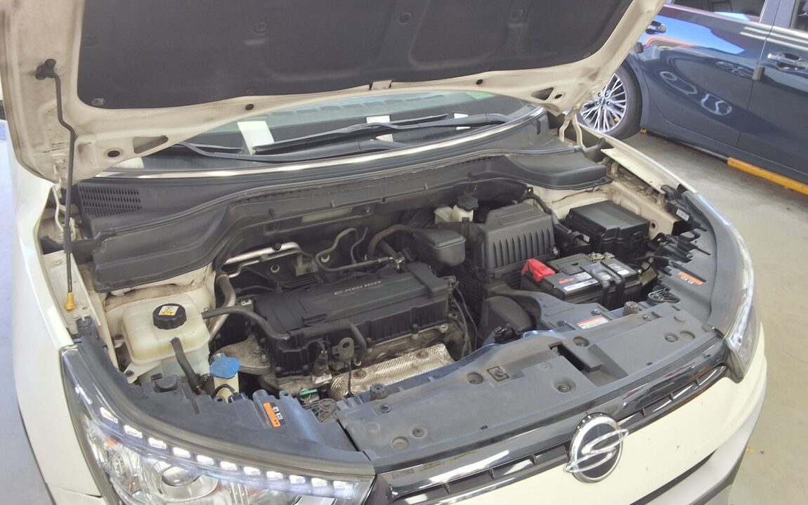 KG MOBILITY (SSANGYONG) TIVOLI AIR GASOLINE 2WD RX 2017 - zdjęcie 22