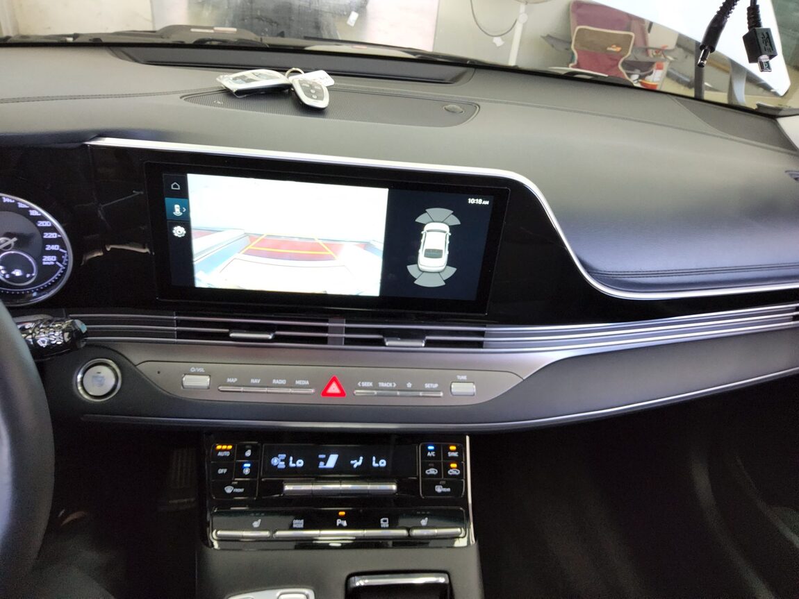 HYUNDAI THE NEW GRANDEUR IG LPi 3.0 RENTAL CAR MODERN 2023 - zdjęcie 18