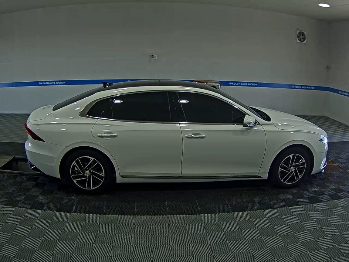 HYUNDAI THE NEW GRANDEUR IG LPi 3.0 RENTAL CAR MODERN 2023 - zdjęcie 4