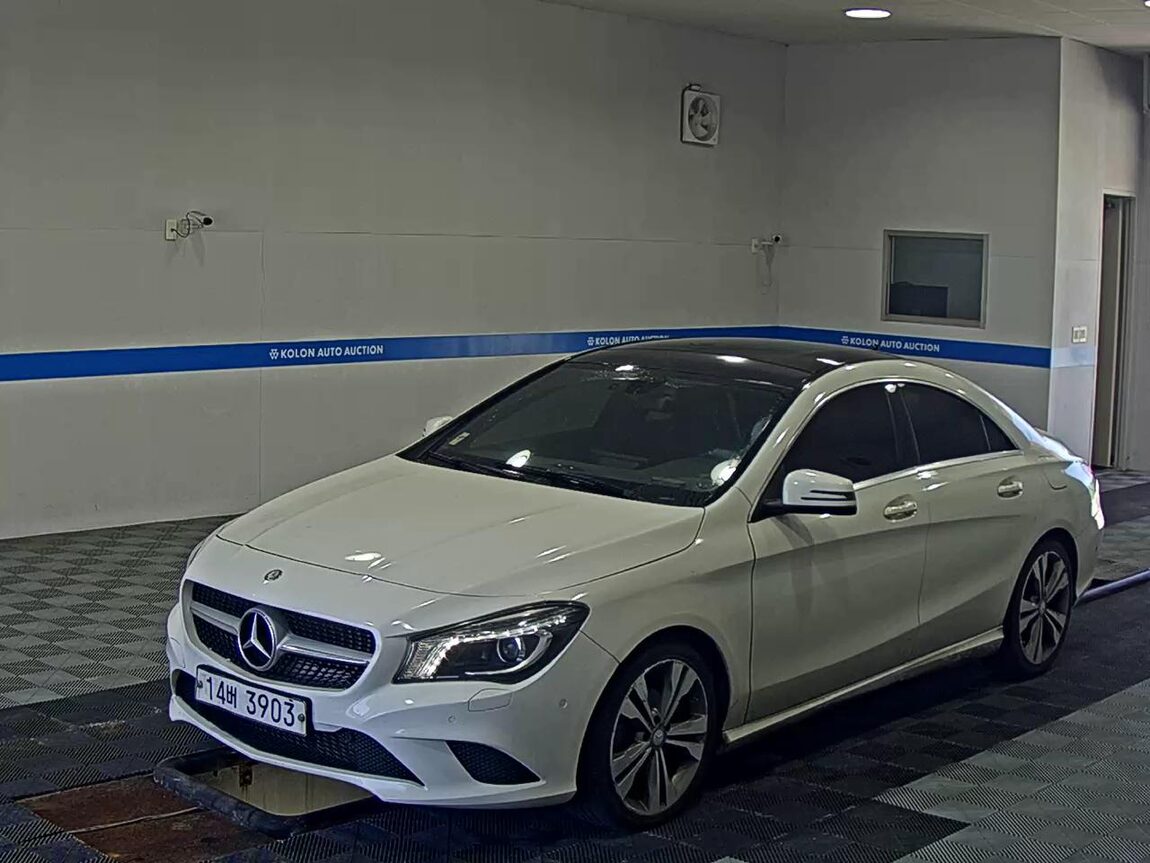 MERCEDES-BENZ CLA-CLASS CLA200 CDI 2014 - zdjęcie 2