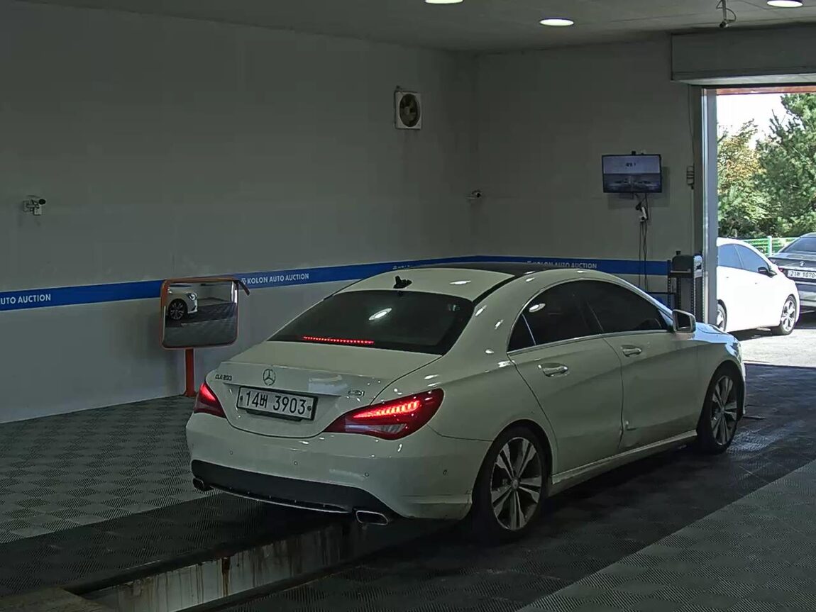 MERCEDES-BENZ CLA-CLASS CLA200 CDI 2014 - zdjęcie 5