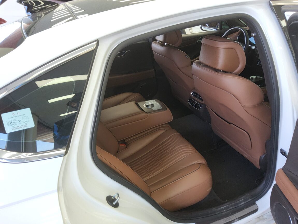 GENESIS THE ALL NEW G80 GASOLINE 2.5 AWD BASE MODEL 2023 - zdjęcie 13