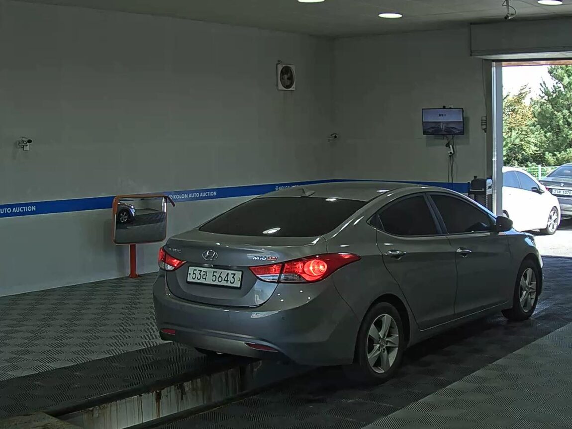HYUNDAI AVANTE MD M16 GDi LUXURY 2011 - zdjęcie 5