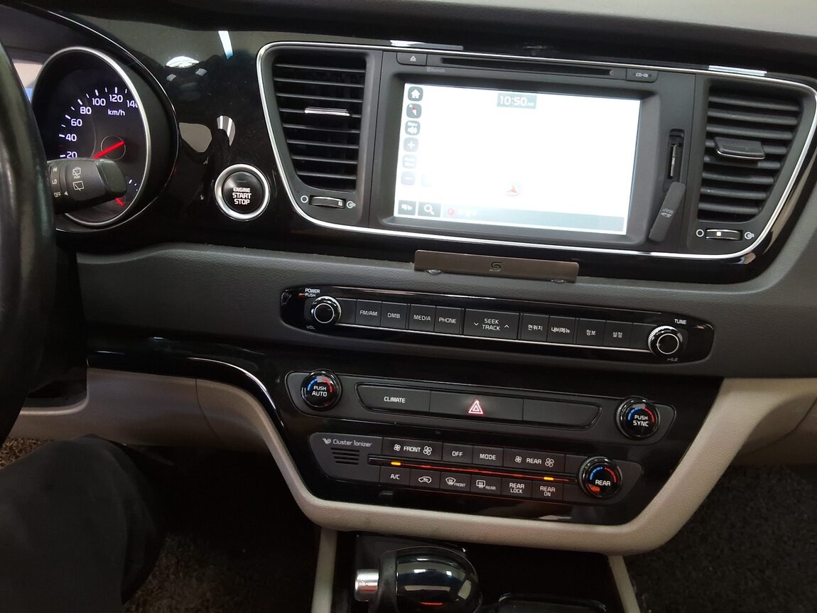 KIA ALL NEW CARNIVAL 9-SEATER DIESEL NOBLESSE 2015 - zdjęcie 24