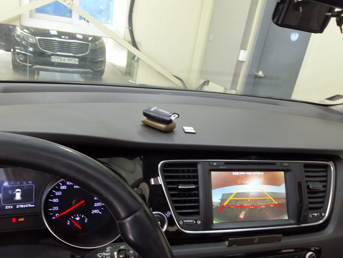 KIA ALL NEW CARNIVAL 9-SEATER DIESEL NOBLESSE 2015 - zdjęcie 25