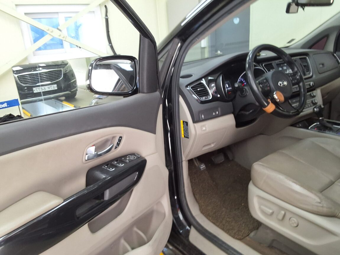 KIA ALL NEW CARNIVAL 9-SEATER DIESEL NOBLESSE 2015 - zdjęcie 11