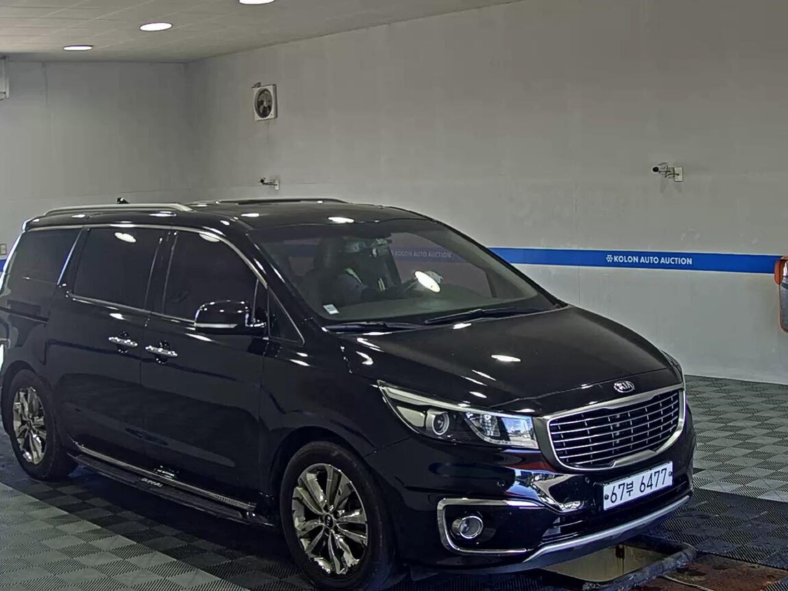 KIA ALL NEW CARNIVAL 9-SEATER DIESEL NOBLESSE 2015 - zdjęcie 3