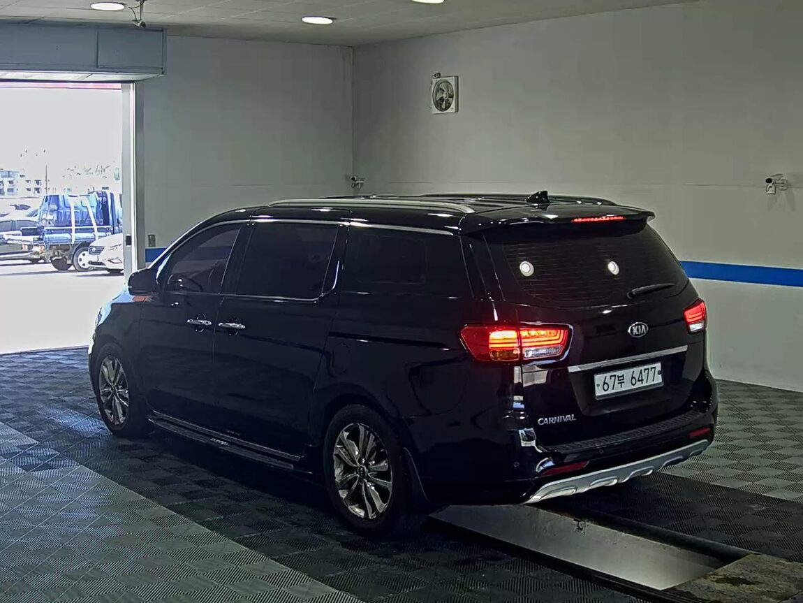 KIA ALL NEW CARNIVAL 9-SEATER DIESEL NOBLESSE 2015 - zdjęcie 6