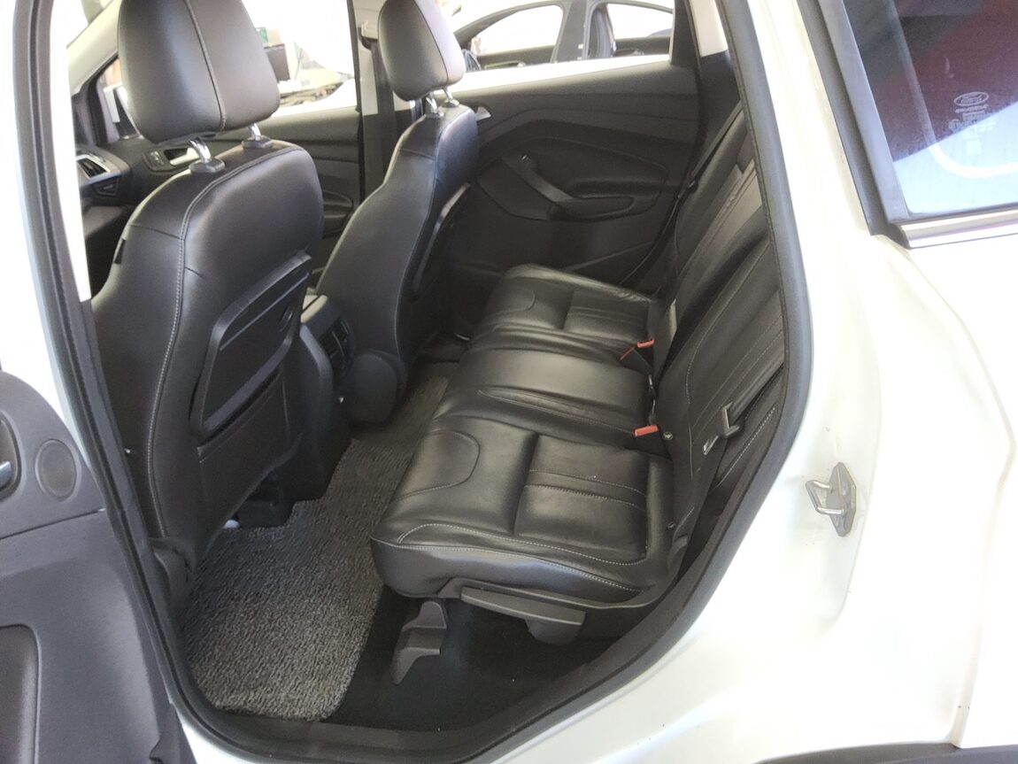 FORD KUGA 2.0 DIESEL TREND 2016 - zdjęcie 12