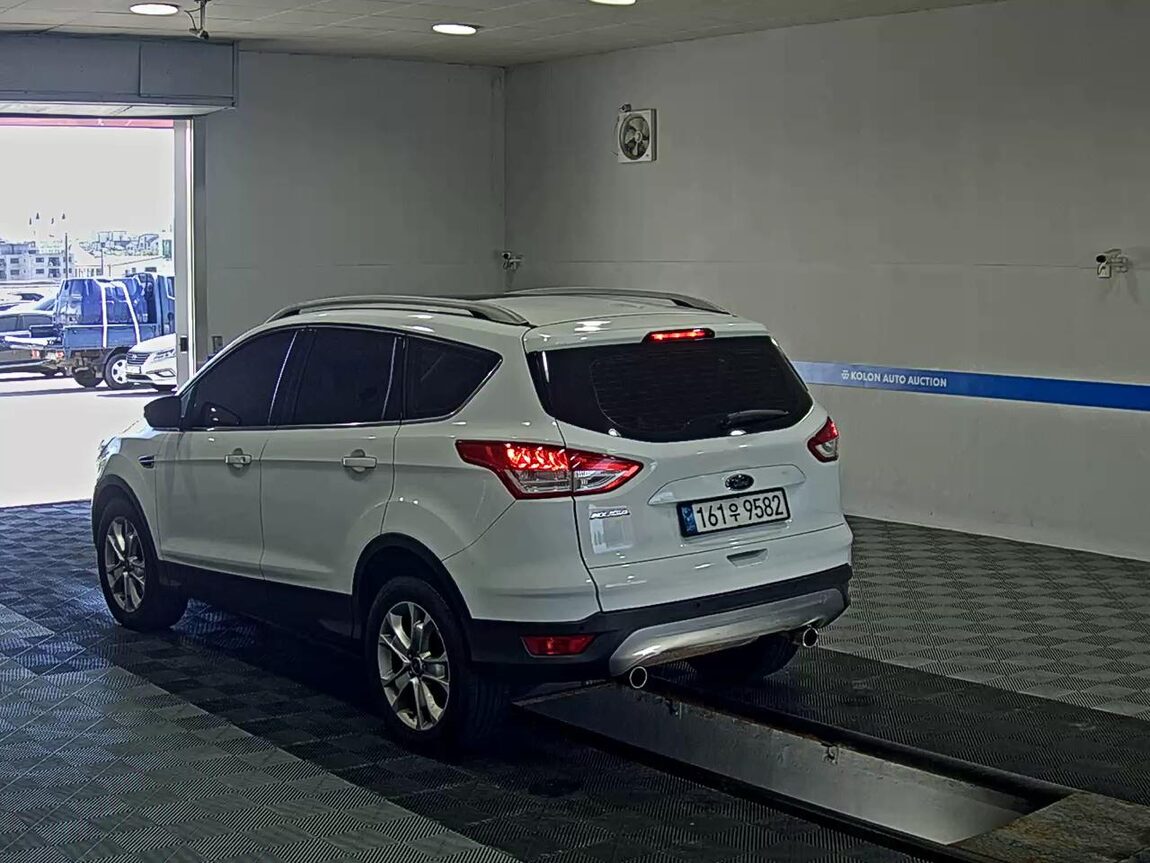 FORD KUGA 2.0 DIESEL TREND 2016 - zdjęcie 6