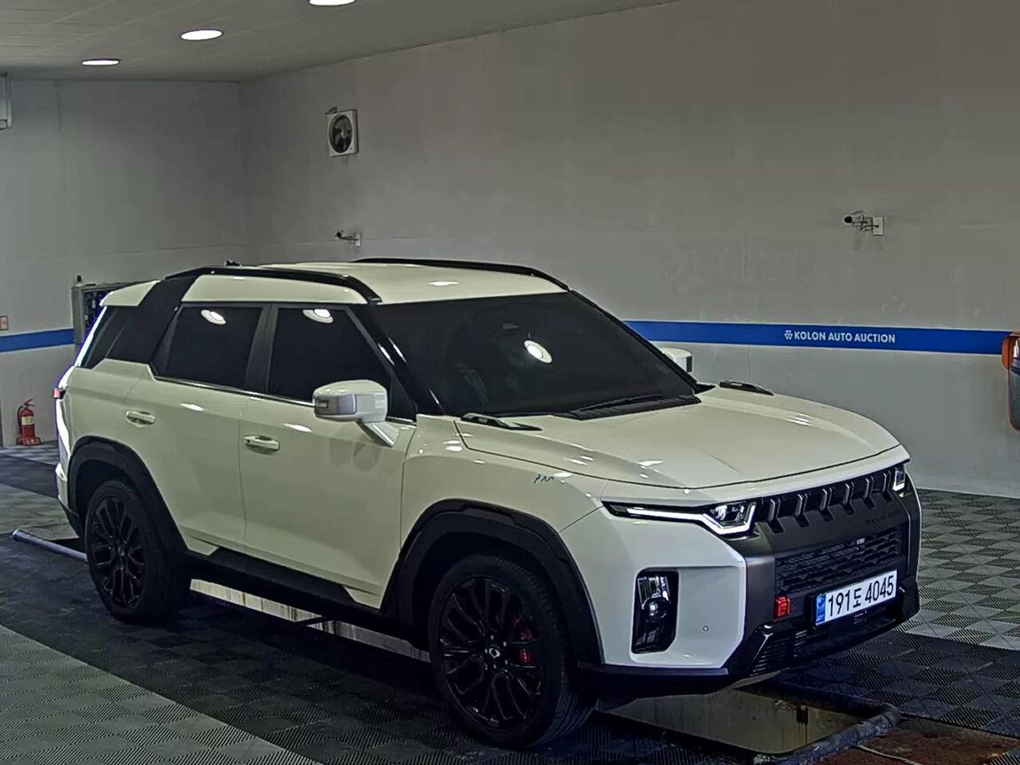 KG MOBILITY (SSANGYONG) TORRES 1.5 GDI-T 2WD LIMITED BLACK EDITION 2024 - zdjęcie 3