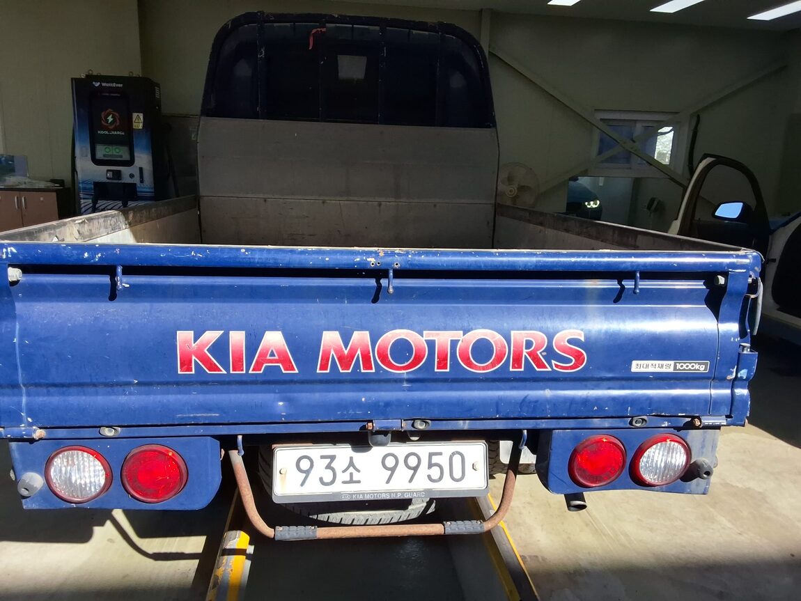 KIA BONGO III CARGO CRDi DOUBLE CAB EXTRA LONG WHEELBASE 2015 - zdjęcie 16