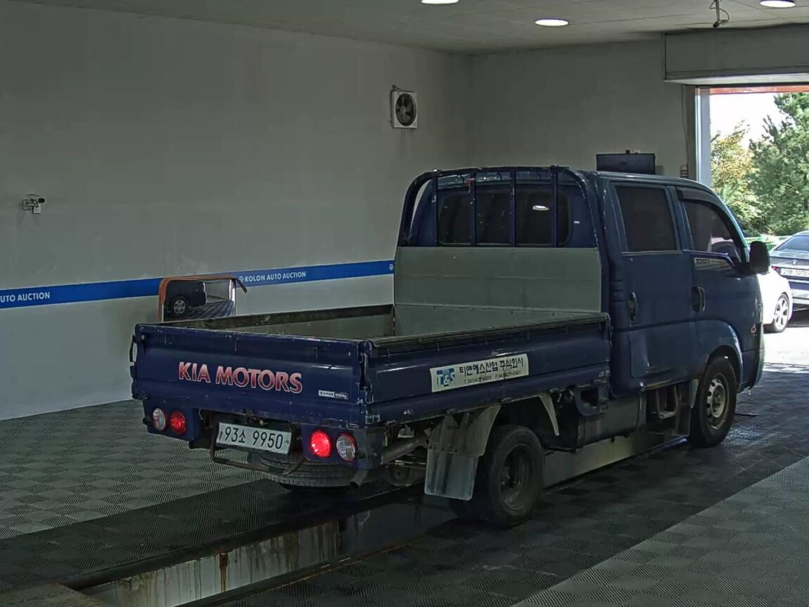 KIA BONGO III CARGO CRDi DOUBLE CAB EXTRA LONG WHEELBASE 2015 - zdjęcie 5