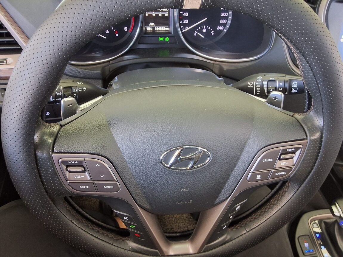HYUNDAI SANTA FE THE PRIME DIESEL R2.0 2WD 1 MILLION 2017 - zdjęcie 19