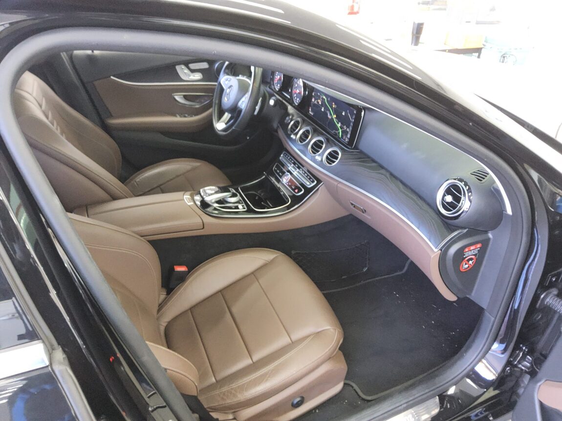 MERCEDES-BENZ E-CLASS (5TH GEN) E200 AVANTGARDE 2018 - zdjęcie 14