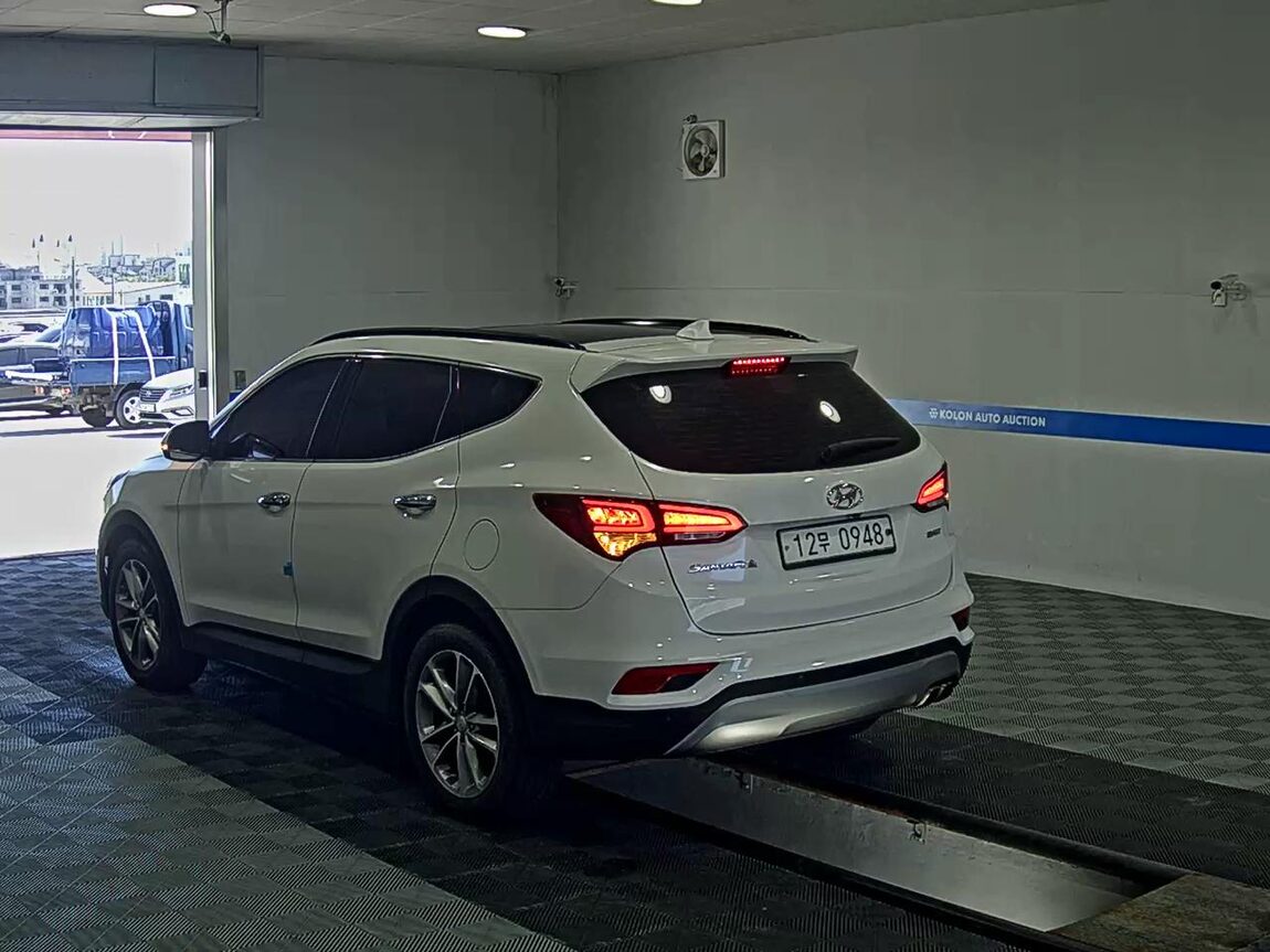 HYUNDAI SANTA FE THE PRIME DIESEL R2.0 2WD EXCLUSIVE 2016 - zdjęcie 6