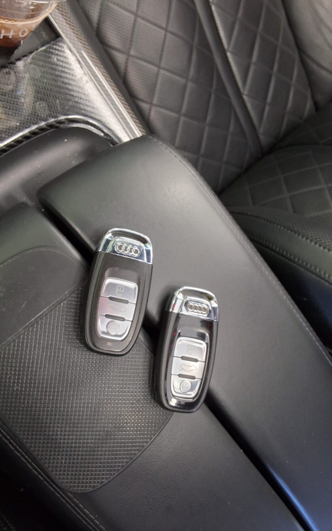 AUDI S8 (3RD GEN) 4.0 TFSI QUATTRO 2015 - zdjęcie 20