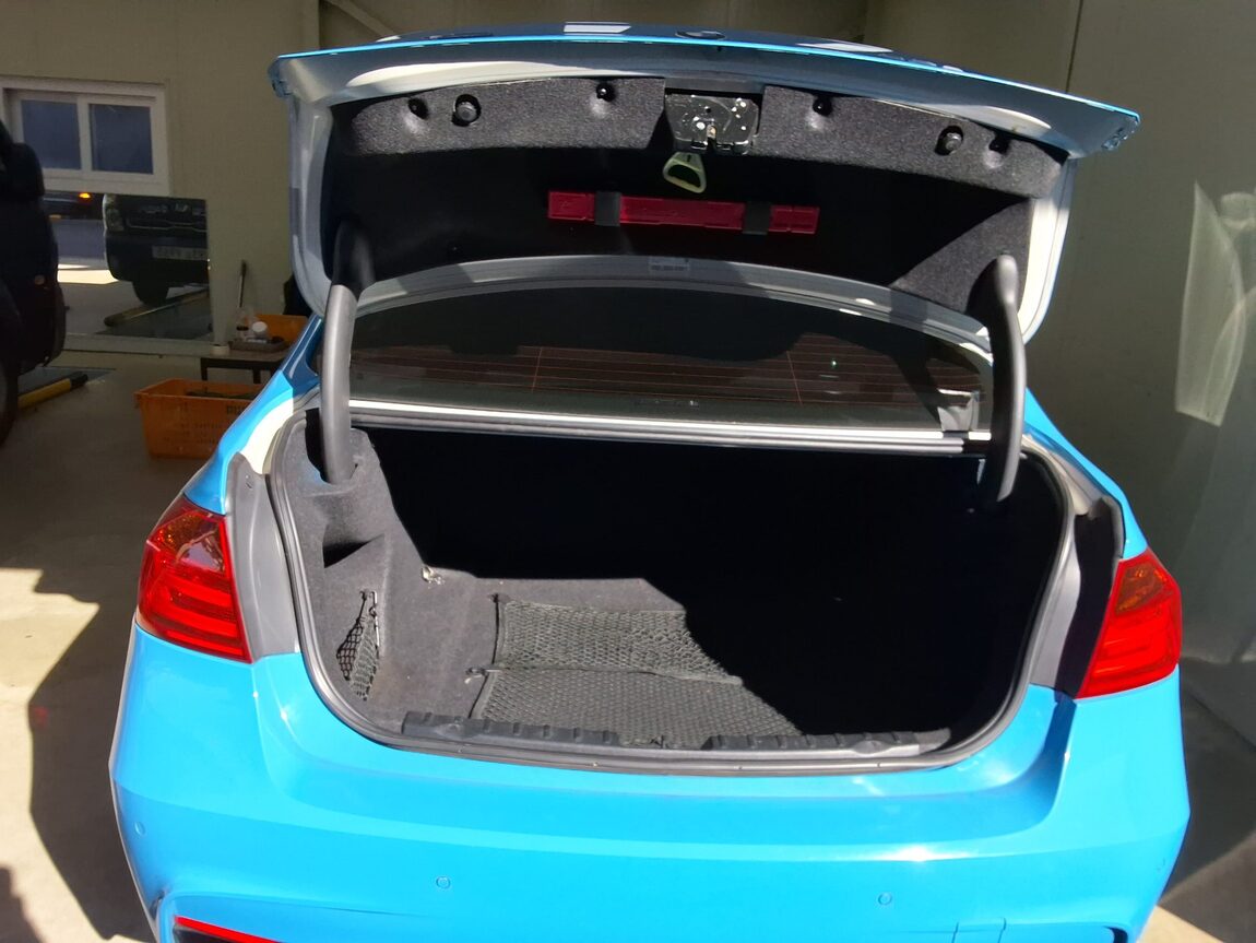 BMW 3 SERIES (6TH GEN) 320d xDRIVE 2013 - zdjęcie 16