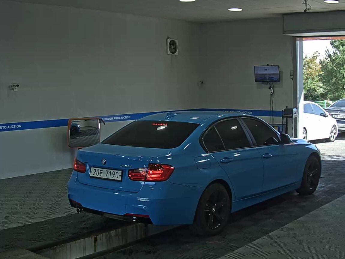 BMW 3 SERIES (6TH GEN) 320d xDRIVE 2013 - zdjęcie 5