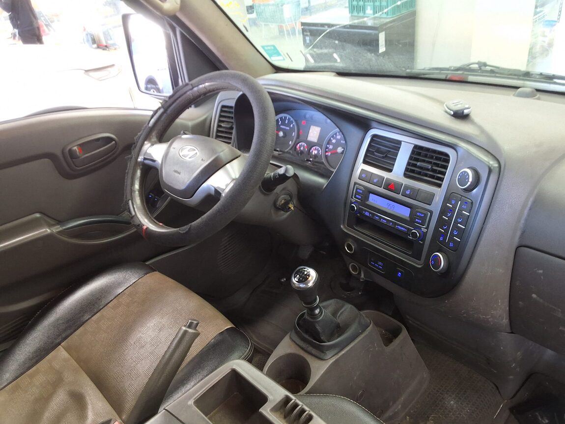 HYUNDAI PORTER II CRDi STANDARD CAB EXTRA LONG WHEELBASE SMART 2019 - zdjęcie 11