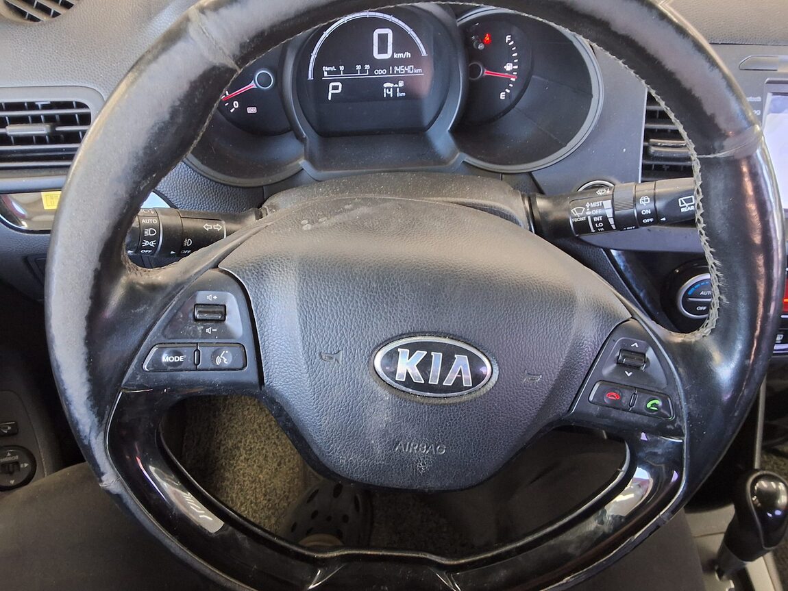 KIA ALL NEW MORNING GASOLINE LUXURY 2015 - zdjęcie 17
