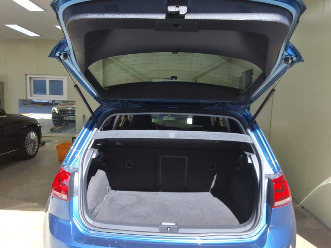 VOLKSWAGEN GOLF (7TH GEN) 2.0 TDI 2016 - zdjęcie 16