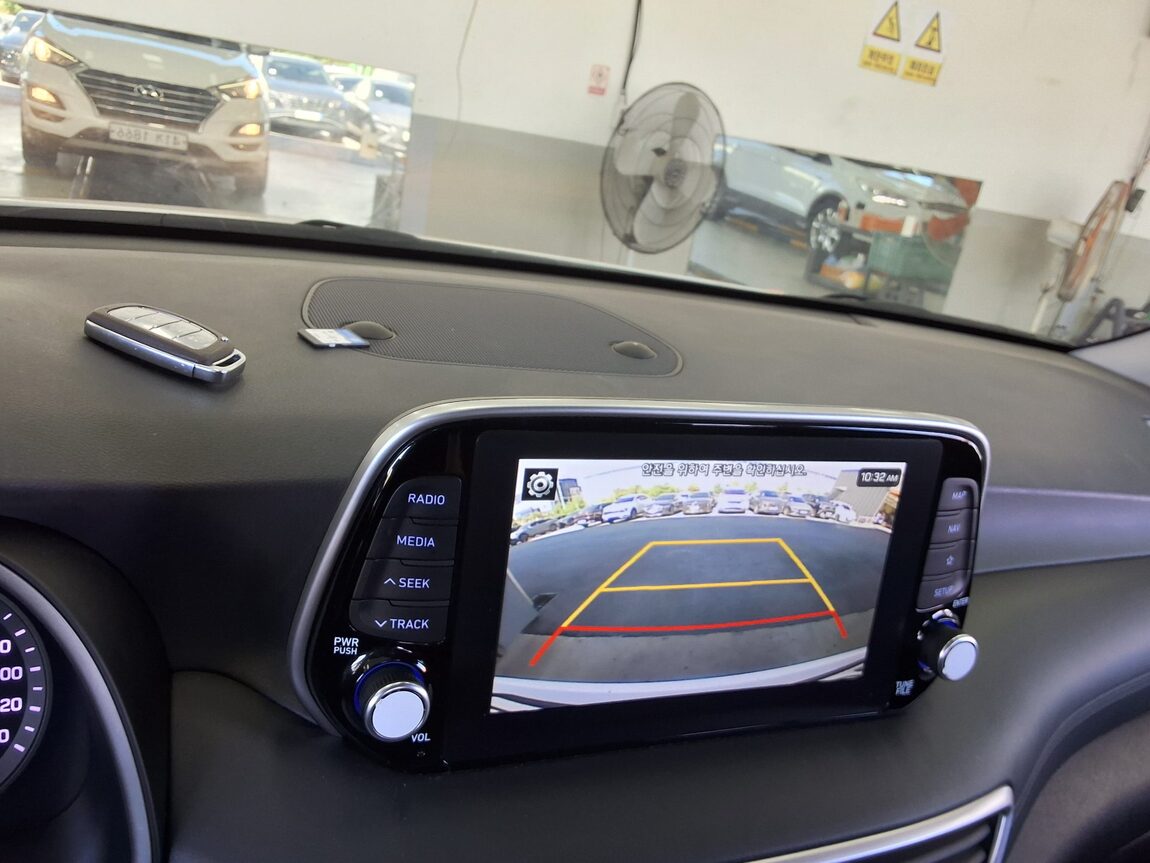 HYUNDAI NEW TUCSON 2.0 DIESEL 2WD PREMIUM 2019 - zdjęcie 19