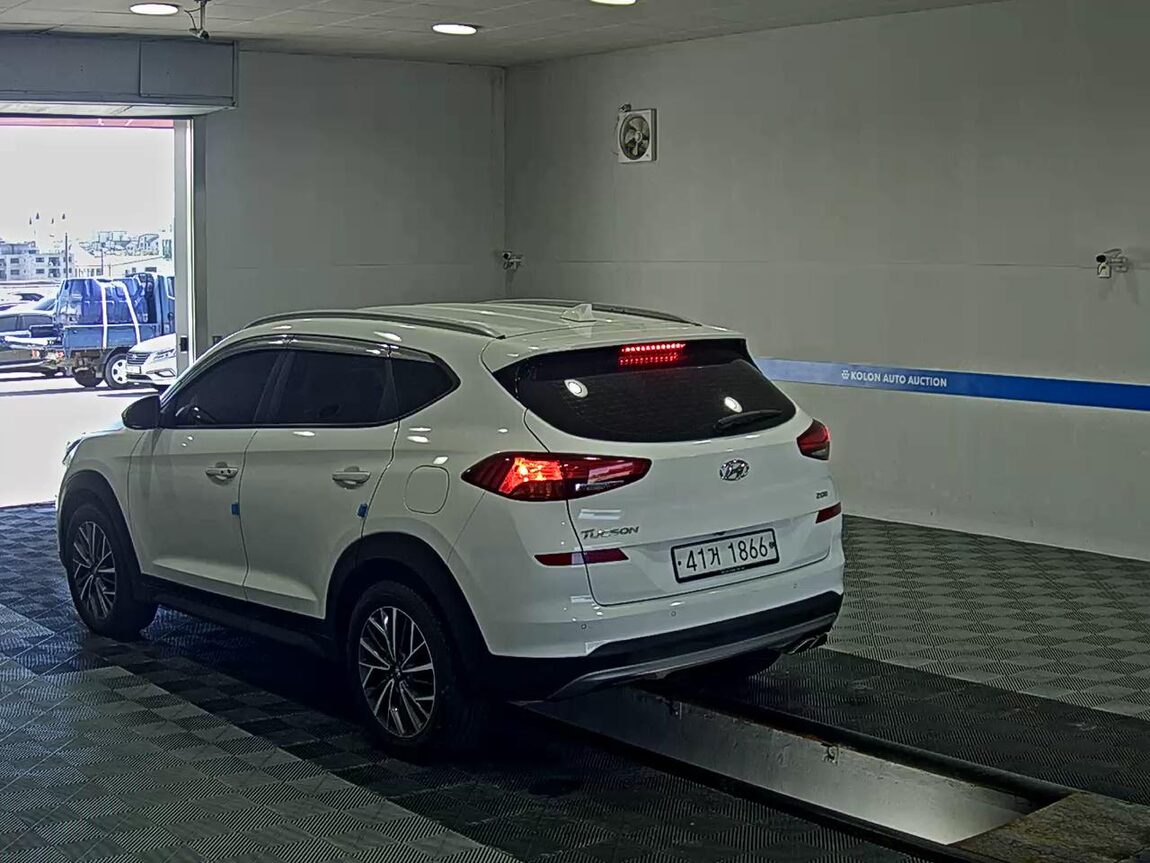 HYUNDAI NEW TUCSON 2.0 DIESEL 2WD PREMIUM 2019 - zdjęcie 6