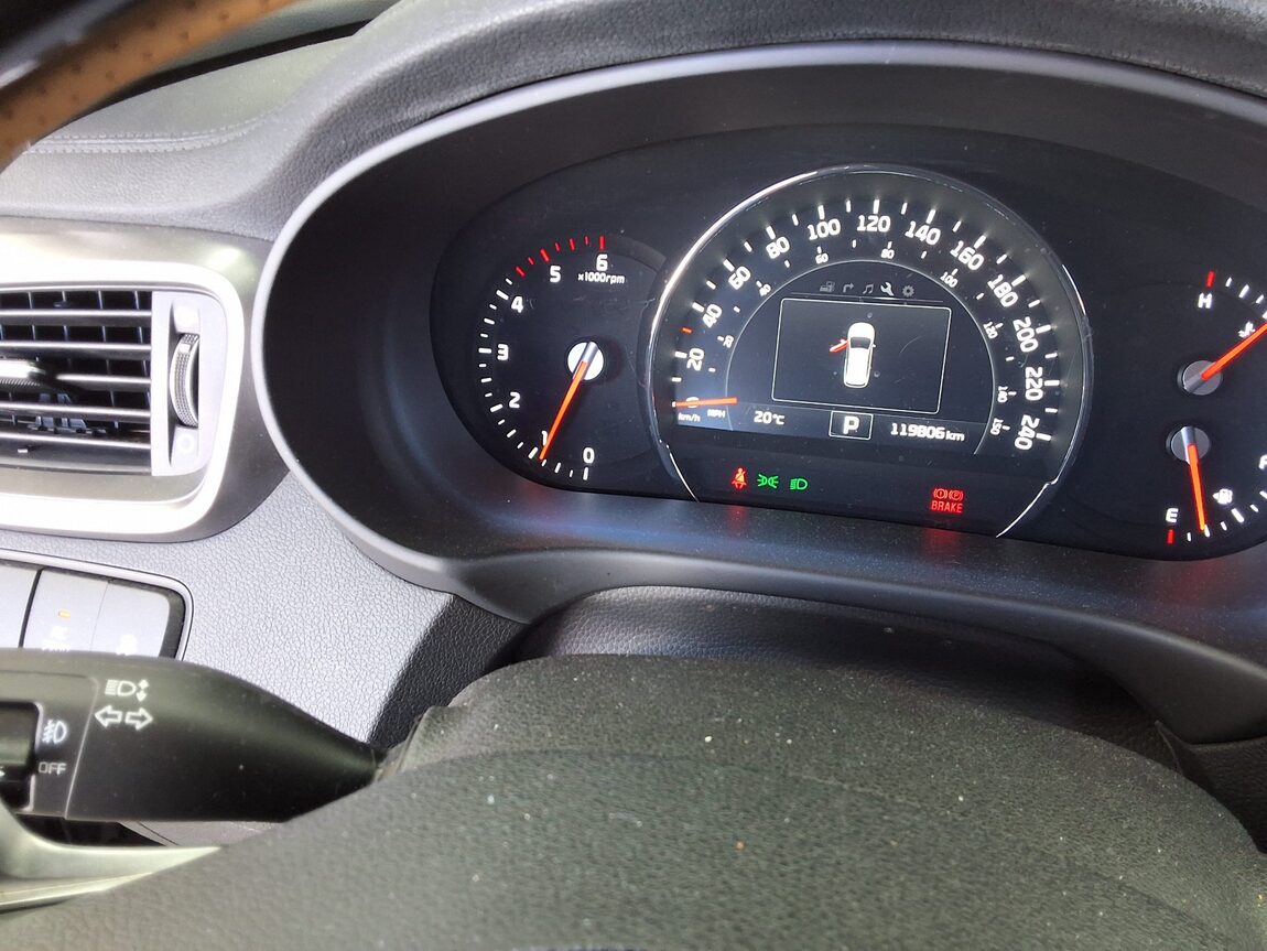 KIA ALL NEW SORENTO R2.2 2WD NOBLESSE SPECIAL 2016 - zdjęcie 9