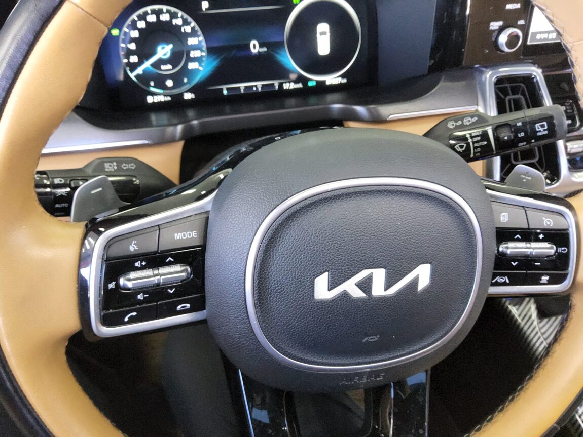 KIA NEW SORENTO HYBRID (MQ4) 1.6 HEV 2WD NOBLESSE 2023 - zdjęcie 17