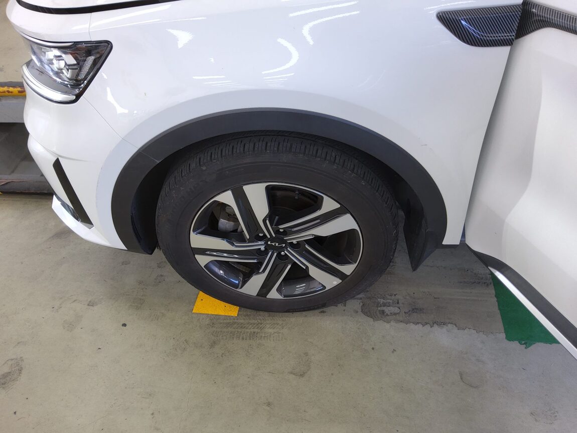 KIA NEW SORENTO HYBRID (MQ4) 1.6 HEV 2WD NOBLESSE 2023 - zdjęcie 21