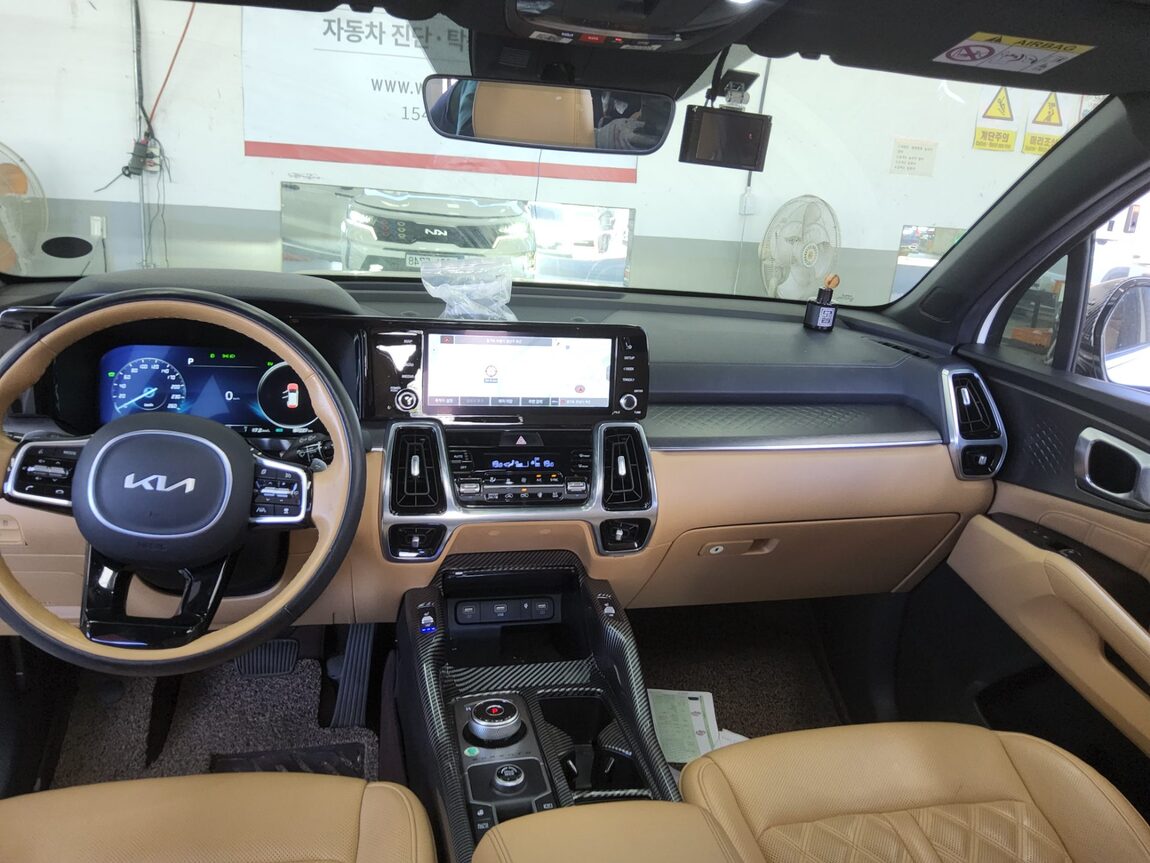 KIA NEW SORENTO HYBRID (MQ4) 1.6 HEV 2WD NOBLESSE 2023 - zdjęcie 11