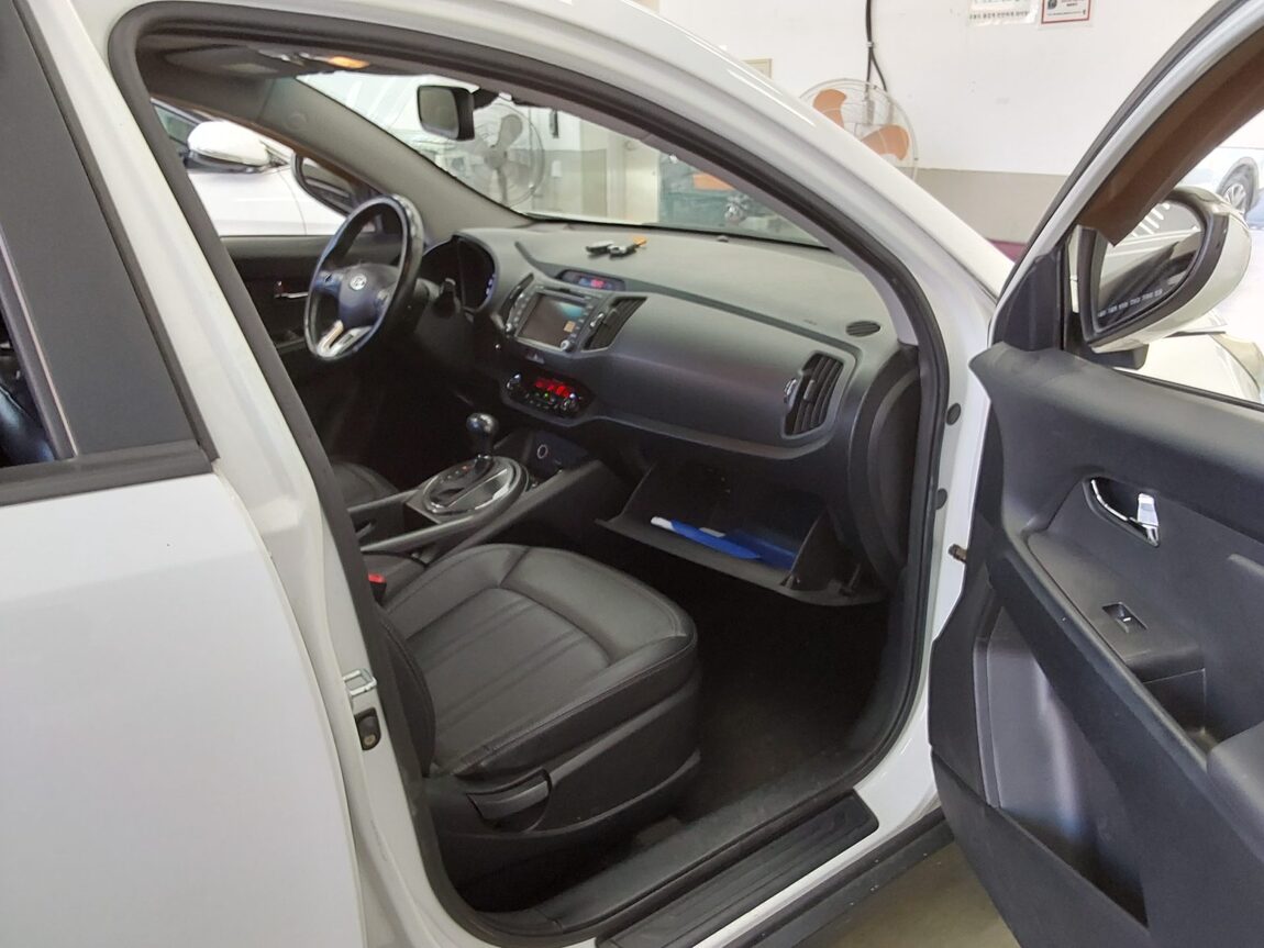 KIA SPORTAGE R DIESEL R2.0 2WD TLX LUXURY MODEL 2012 - zdjęcie 14