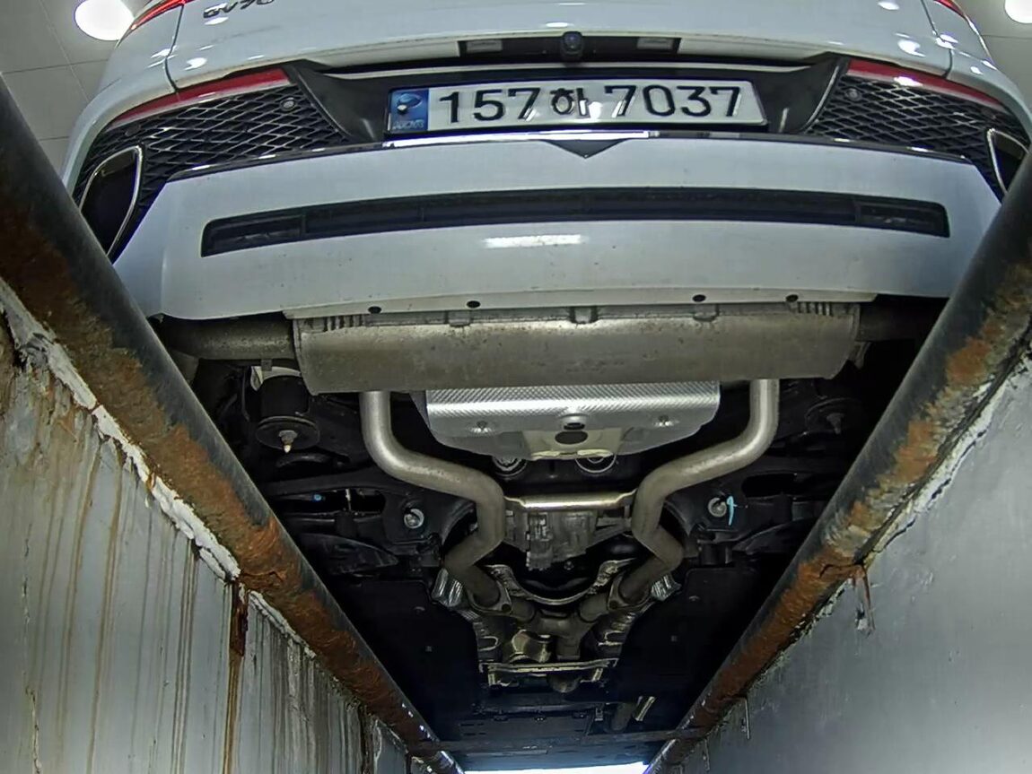 GENESIS GV70 2.5T 2WD BASE MODEL 2021 - zdjęcie 8