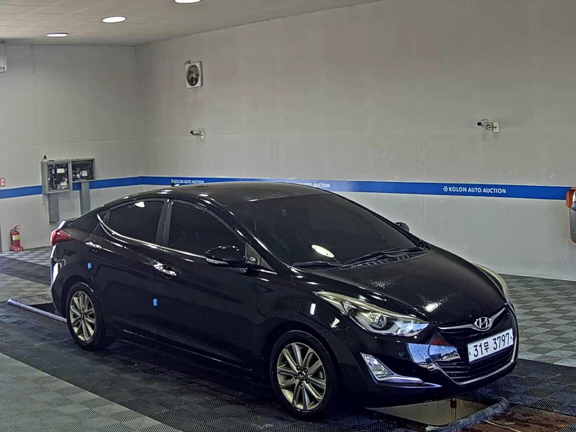 HYUNDAI THE NEW AVANTE MD 1.6 VGT TEN MILLION LIMITED 2016 - zdjęcie 3