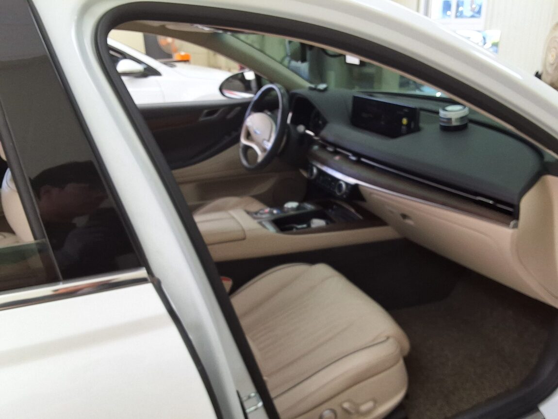 GENESIS THE ALL NEW G80 GASOLINE 2.5 AWD BASE MODEL 2023 - zdjęcie 15