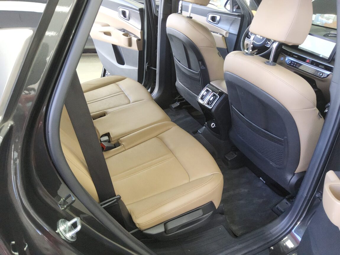 KIA THE NEW SORENTO (MQ4) 2.2 DIESEL 4WD PRESTIGE 2024 - zdjęcie 13