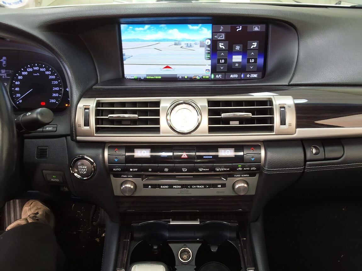 LEXUS LS (4TH GEN) 460 AWD 2016 - zdjęcie 24